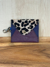 Load image into Gallery viewer, Soruka RENNAE Pouch