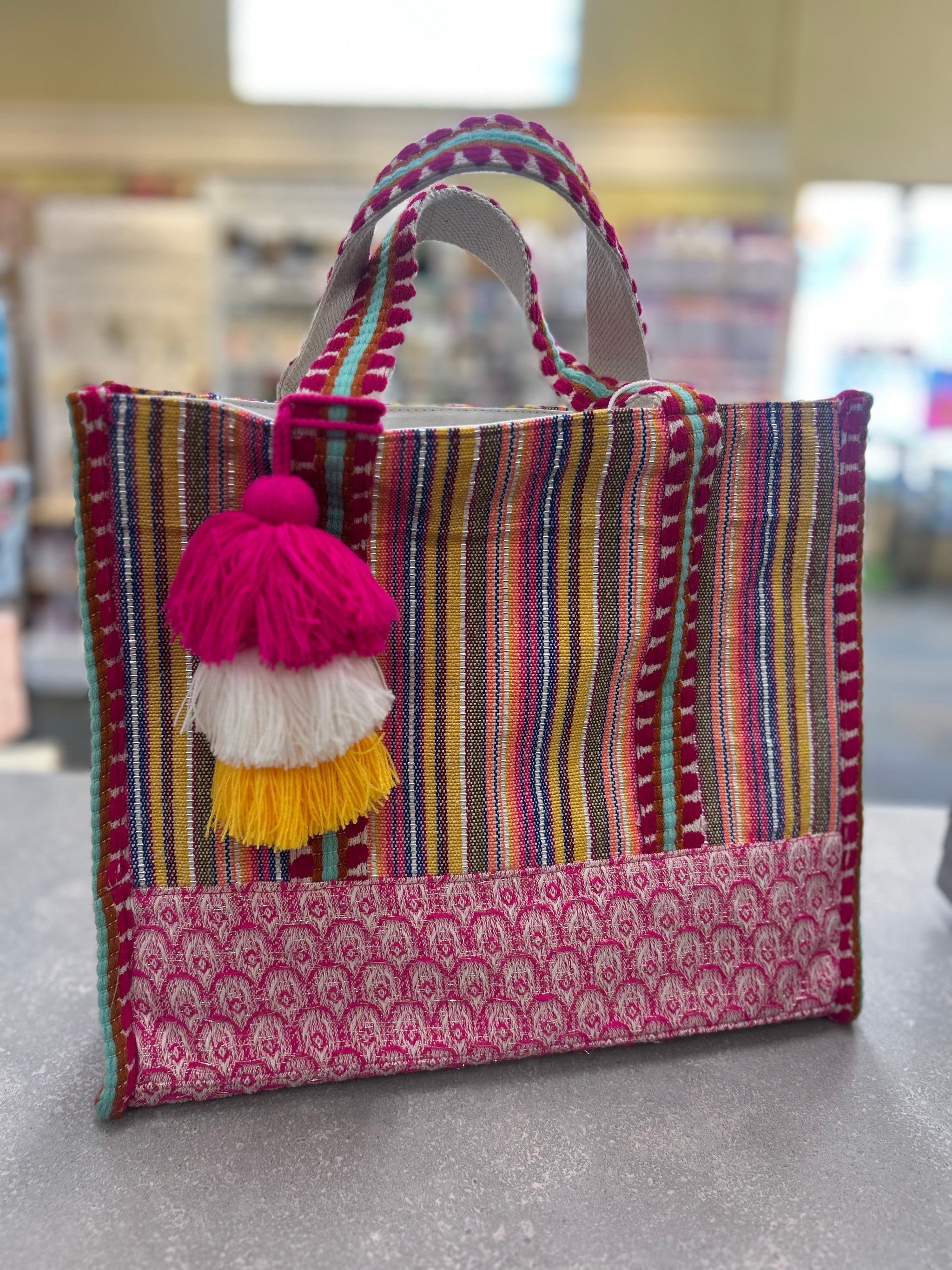 ★TOUT Y EST★ Brownie Tartan Check Two-Moon Bag 12481940 Tartan + Twine Deluxe Zippered Weekender Cosmetic Bag