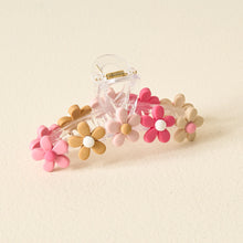 Load image into Gallery viewer, The Darling Effect Daisy Claw Clip - Sassy
