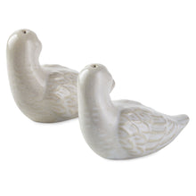 Load image into Gallery viewer, Hallmark Turtle Dove Salt and Pepper Shakers, Set of 2
